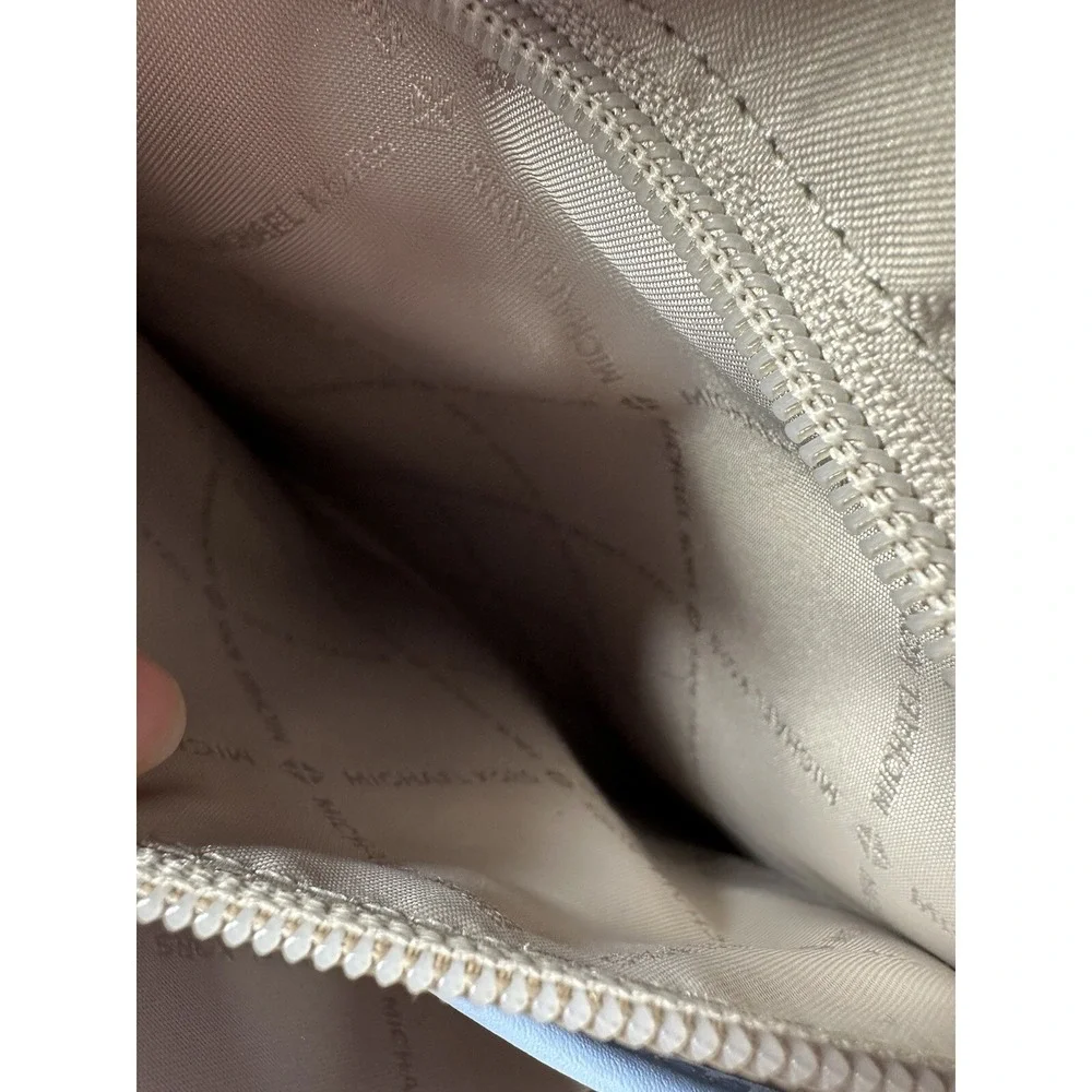 Michael Kors Kenly Medium Light Sky Leather Backpack Pebble‎
